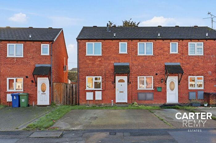2 Bedroom End Terrace House For Sale In Florence Close, Grays, RM20