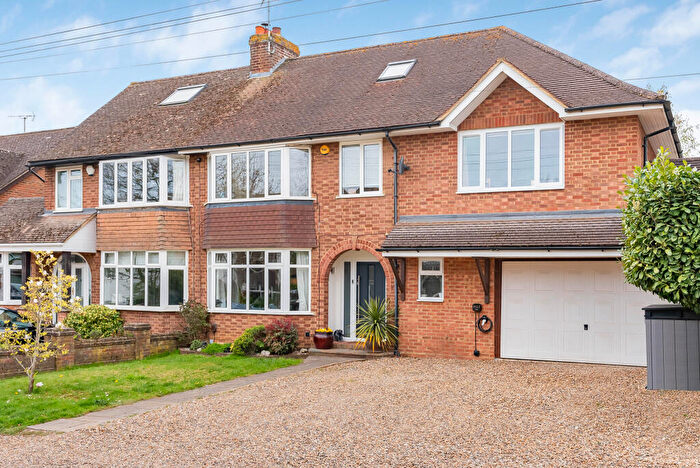 5 Bedroom Semi-Detached House For Sale In Brache Close, Redbourn, Hertfordshire, AL3