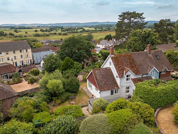 3 Bedroom Semi-Detached House For Sale In Potts Lane, Pulborough, RH20