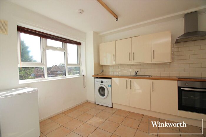 2 Bedroom Flat For Sale In Manor Way, Borehamwood, Hertfordshire, WD6