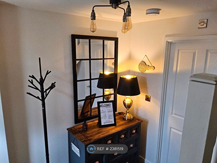 1 Bedroom Flat To Rent In Lakeside, Doncaster, DN4