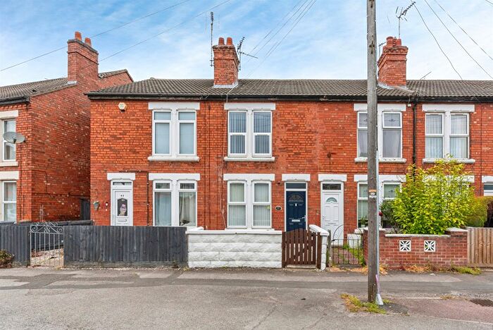 3 Bedroom Terraced House For Sale In Sleaford Road, Newark, NG24