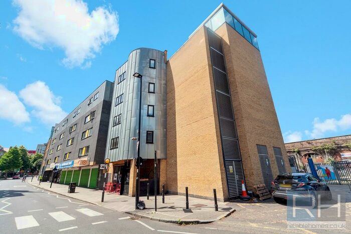 Studio To Rent In Hornsey Road, Holloway, London, N7