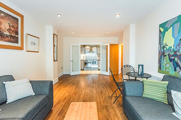 2 Bedroom Flat To Rent In St. George Wharf, London, SW8