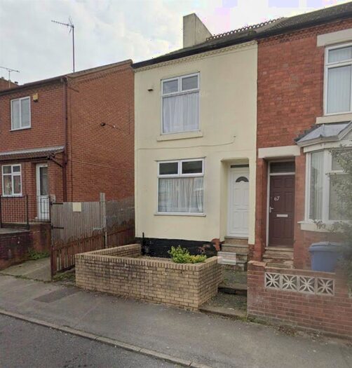 3 Bedroom End Of Terrace House To Rent In Broxtowe Drive, Mansfield, NG18