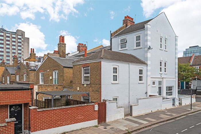 2 Bedroom Flat For Sale In Tamworth Street, London, SW6