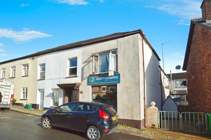 2 Bedroom Apartment For Sale In Bridge Street, Hatherleigh, Okehampton, Devon, EX20