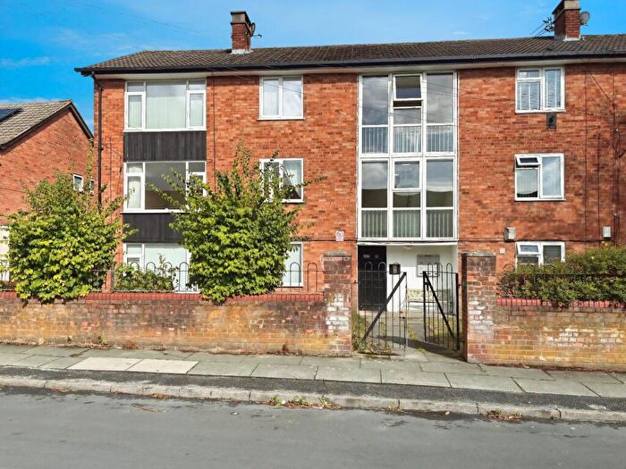 2 Bedroom Apartment For Sale In Arnhem Road, Liverpool, Merseyside, L36