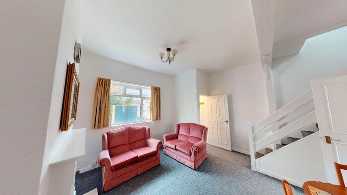 2 Bedroom Terraced House To Rent In Derwent Grove, Princes Road, Hull, HU5