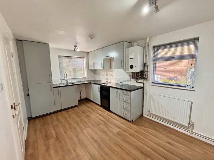 3 Bedroom Property To Rent In Wainwright Crescent, Sheffield, S13