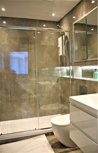 2 Bedroom Apartment To Rent In Dingley Road, Islington, London, EC1V