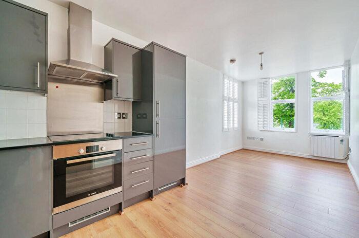 2 Bedroom Apartment To Rent In Woodbridge Road, Guildford, GU1