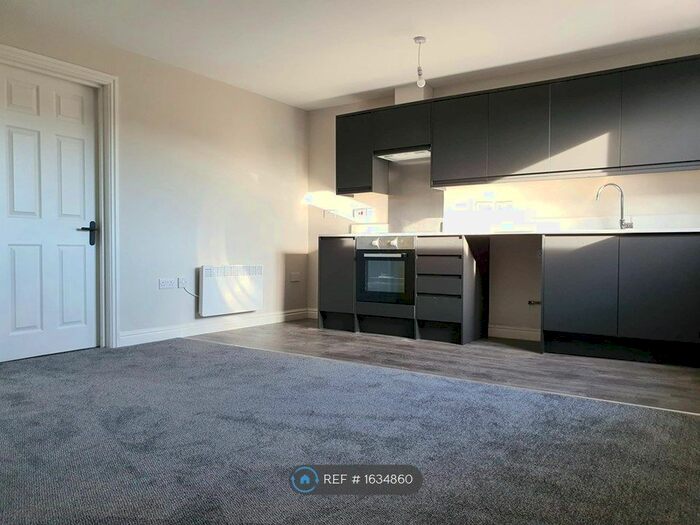 2 Bedroom Flat To Rent In Mostyn Road, Handsworth, Birmingham, B21