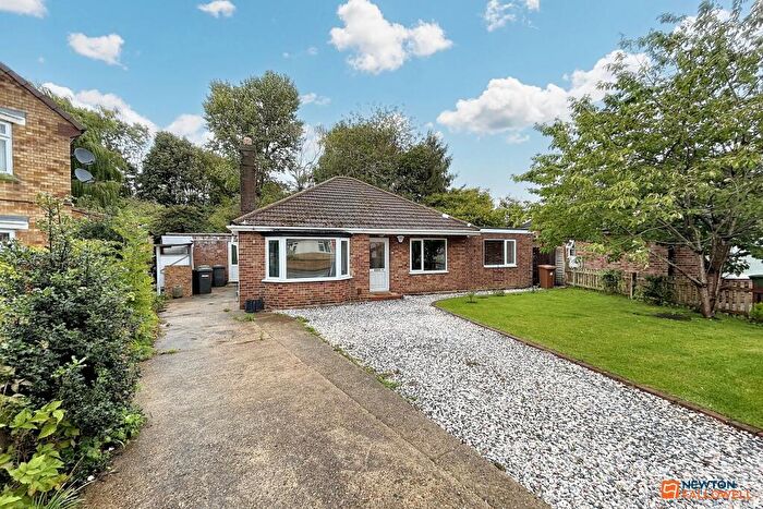 3 Bedroom Detached Bungalow For Sale In Robert Avenue, Dogsthorpe, Peterborough, PE1