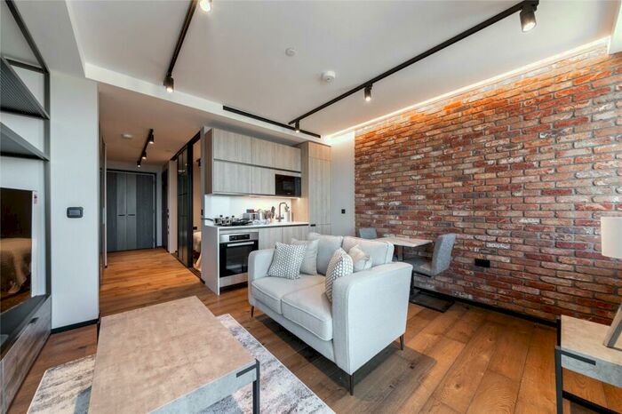 Apartment To Rent In Hewett Street, London, EC2A