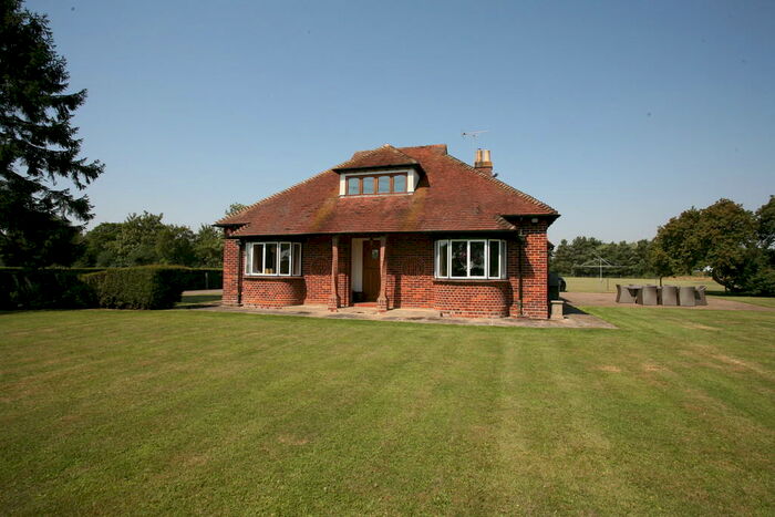 3 Bedroom Detached House To Rent In Coggeshall Road, Earls Colne, CO6