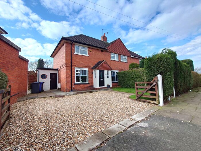 3 Bedroom Semi-Detached House For Sale In Grove Avenue, Kidsgrove, Stoke-On-Trent, ST7