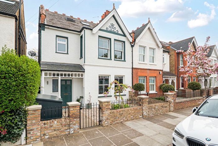 5 Bedroom Semi Detached House For Sale In Claremont Road, Teddington, TW11