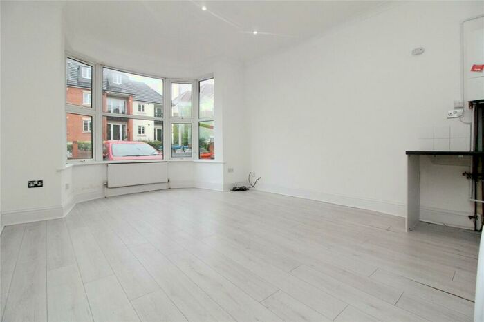 2 Bedroom Apartment To Rent In Subhaan House, Junction Road, Romford, RM1