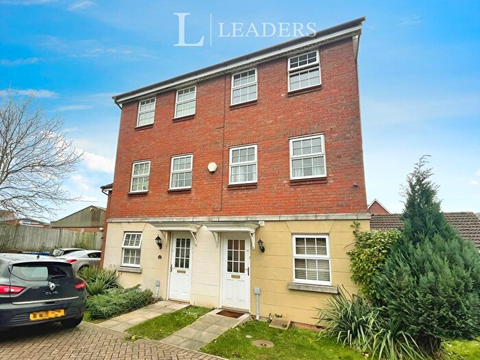 4 Bedroom Semi-Detached House To Rent In Copenhagen Way, Norwich, NR3