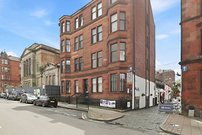 2 Bedroom Flat For Sale In / Cresswell Street, West End, Glasgow, G12