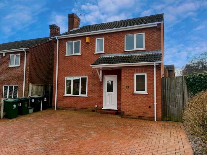 5 Bedroom Detached House To Rent In Haddon Road, Nottingham, NG15