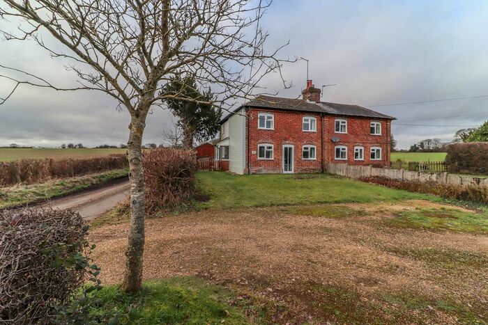 3 Bedroom Cottage For Sale In Hatherden, Andover, Hampshire, SP11