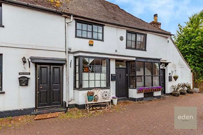 4 Bedroom Terraced House For Sale In Mill Street, East Malling, ME19