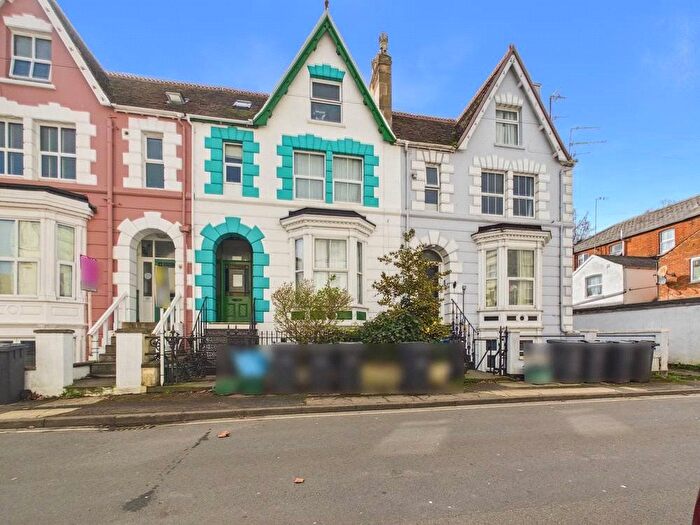 4 Bedroom Terraced House For Sale In Arthur Street, Gloucester, Gloucestershire, GL1