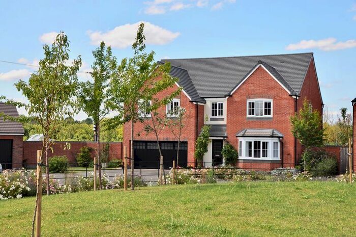 5 Bedroom Detached House For Sale In Orchard Close, South Littleton, Evesham, WR11