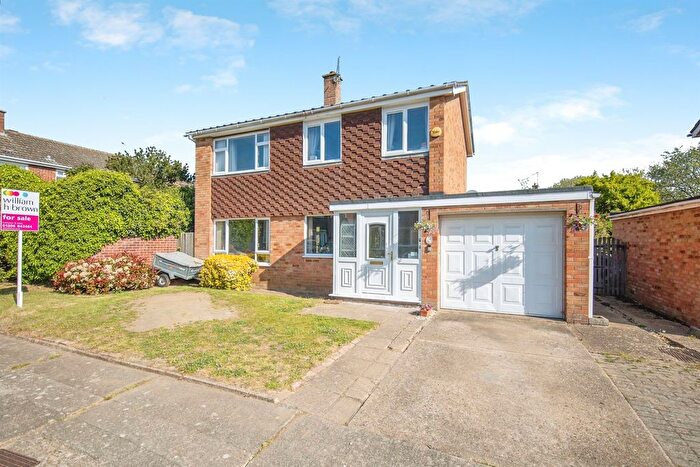 3 Bedroom Detached House For Sale In St. Joseph Road, Colchester, CO4