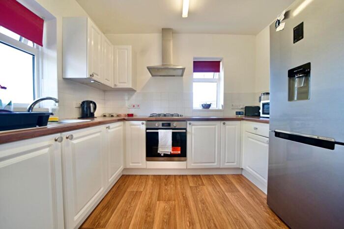 2 Bedroom Maisonette For Sale In Granby Close, Weymouth, DT4