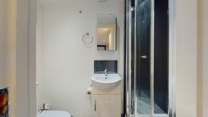 1 Bedroom Flat To Rent In James Avenue, London, NW2