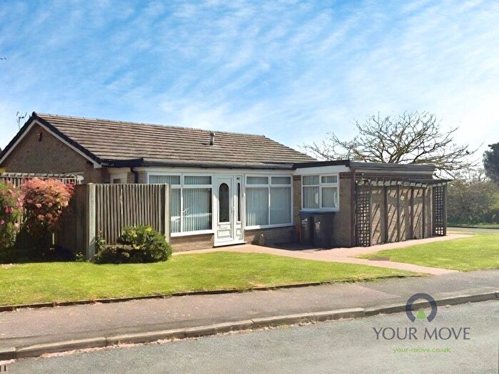 3 Bedroom Bungalow For Sale In Bradstow Way, Broadstairs, Kent, CT10