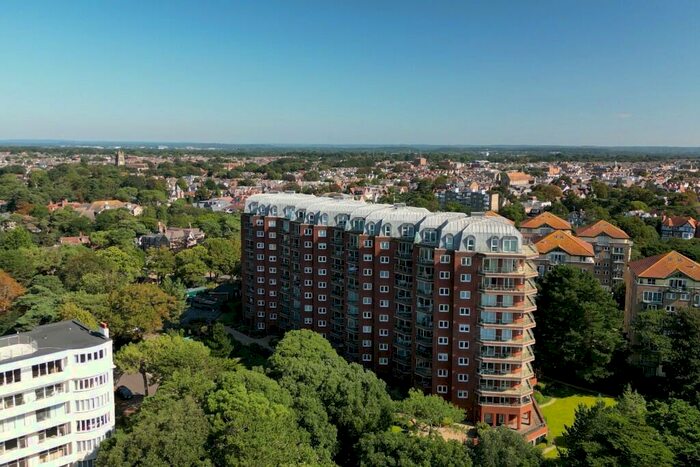 3 Bedroom Apartment For Sale In Green Park, Manor Road, East Cliff, Bournemouth, BH1