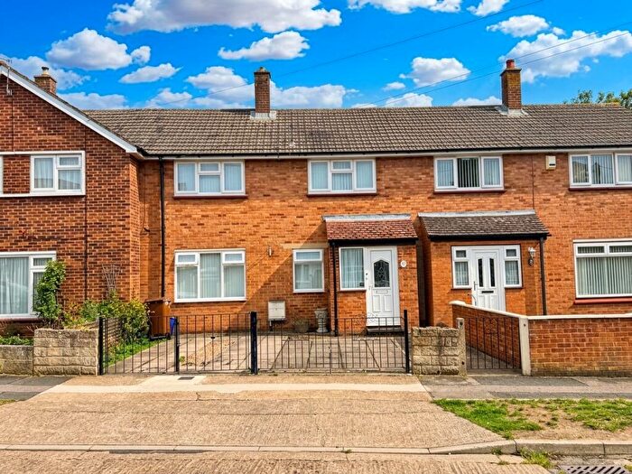 3 Bedroom Terraced House For Sale In Orion Road, Rochester, ME1