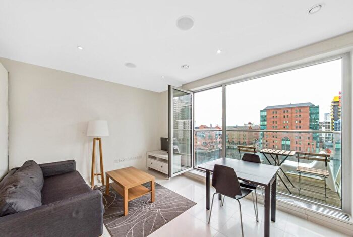 Flat For Sale In Baltimore Wharf, Canary Wharf, London, E14