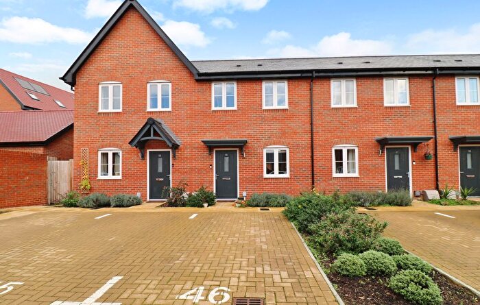 2 Bedroom Terraced House For Sale In Wallington Road, Curbridge, SO30