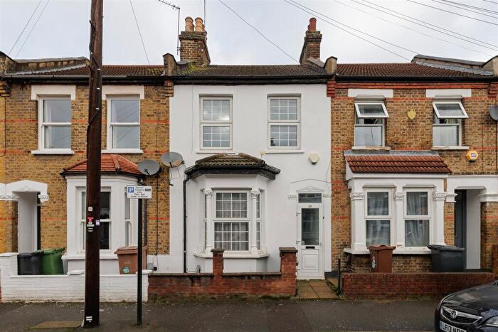 2 Bedroom House For Sale In Southwell Grove Road, Leytonstone, E11