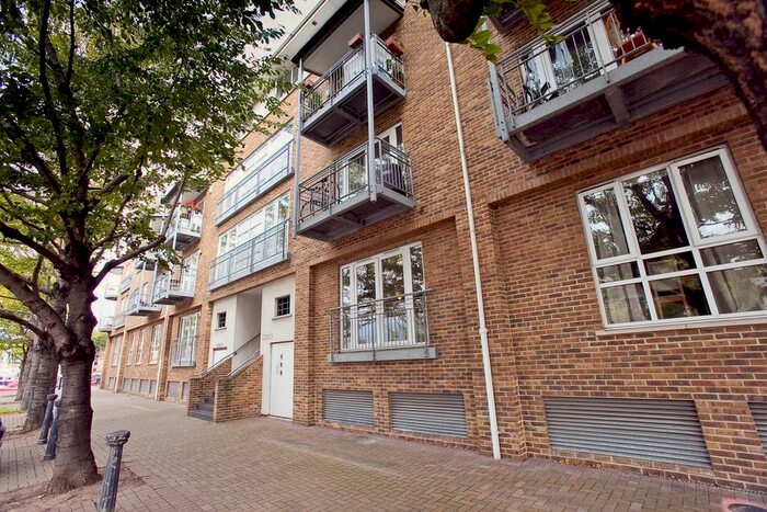 2 Bedroom Flat To Rent In Rainbow Quay, London, SE16
