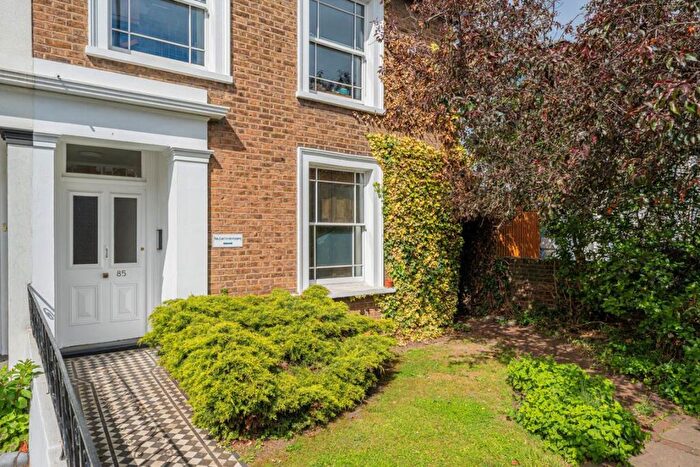 Studio For Sale In Richmond Road, Kingston Upon Thames, KT2