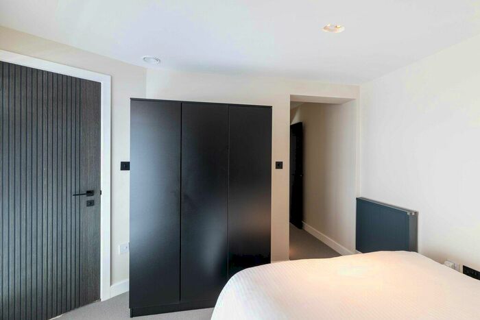 2 Bedroom Flat To Rent In Dawes Road, Fulham, SW6