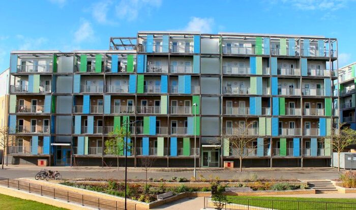 2 Bedroom Flat To Rent In Warren Close, CB1