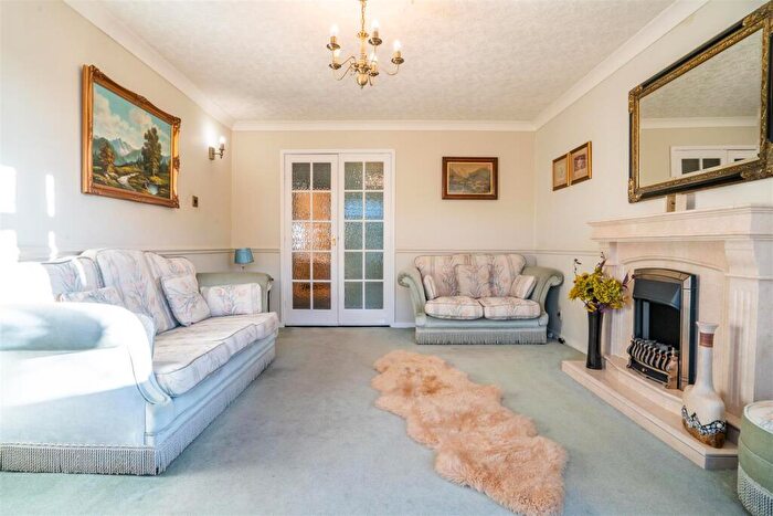 2 Bedroom Detached Bungalow For Sale In Elm Court, Kirkburton, Huddersfield, HD8