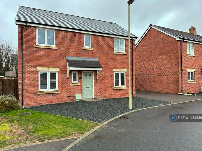 4 Bedroom Detached House To Rent In Stirrup Way, Andover, SP11