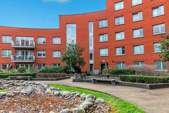 3 Bedroom Flat To Rent In Eden Grove, Holloway, N7