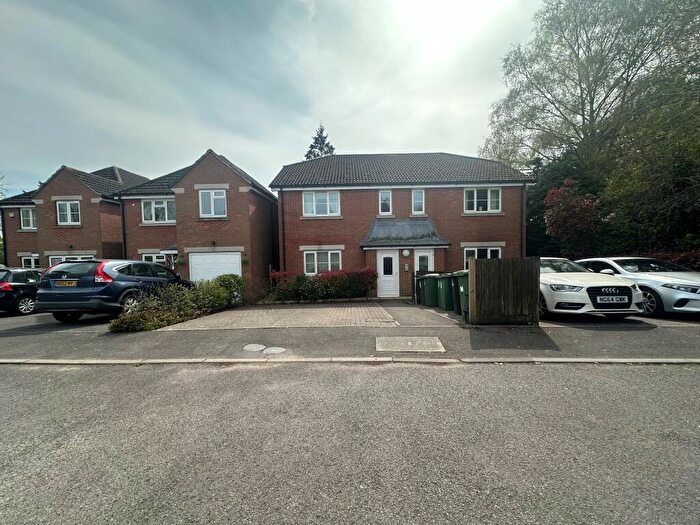 2 Bedroom Apartment To Rent In Lower Northam Road, SO30