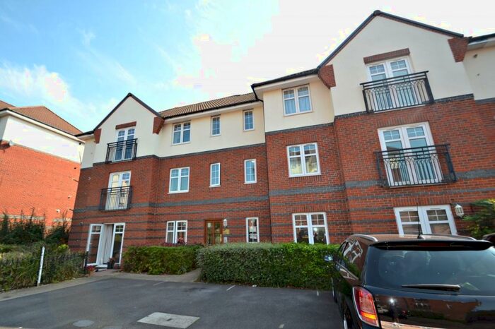 2 Bedroom Flat To Rent In Eastleigh Town Centre, SO50