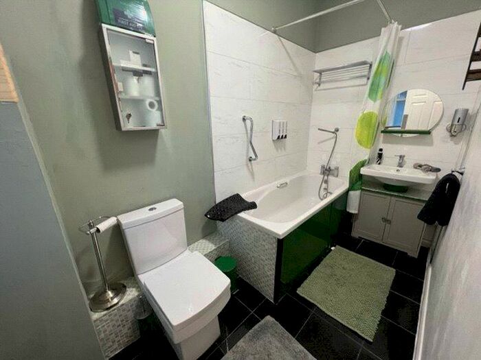 1 Bedroom Flat To Rent In High Street, Barnet, EN5