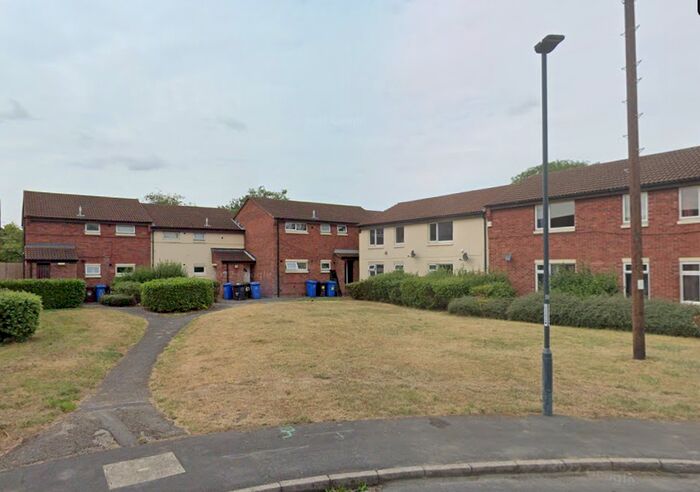 2 Bedroom Flat To Rent In Rowena Close, Derby, Derbyshire, DE24